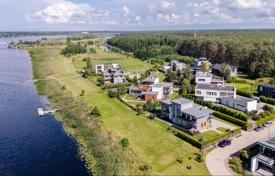 4 pièces maison mitoyenne 400 m² en Jurmala, Lettonie. 2,300,000 €