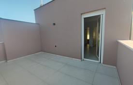 4 pièces maison en ville 170 m² à Stinjan, Croatie. 450,000 €