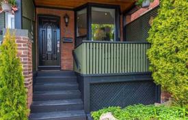 3 pièces maison mitoyenne à Logan Avenue, Canada. C$1,303,000