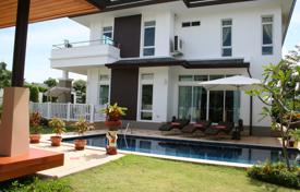 5 pièces villa 300 m² en Phuket, Thaïlande. $3,200 par semaine