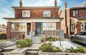 3 pièces maison mitoyenne à Old Toronto, Canada. C$1,388,000