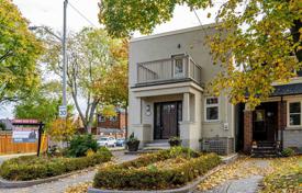 Maison en ville – East York, Toronto, Ontario,  Canada. C$1,733,000