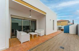 3 pièces villa 173 m² à El Médano, Espagne. 685,000 €