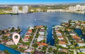 Maison en ville – North Miami Beach, Floride, Etats-Unis. $7,450,000