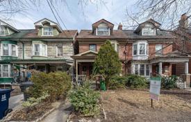 Maison mitoyenne – Concord Avenue, Old Toronto, Toronto,  Ontario,   Canada. C$2,062,000