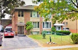 4 pièces maison mitoyenne à Etobicoke, Canada. C$1,551,000