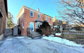 Maison mitoyenne – Etobicoke, Toronto, Ontario,  Canada. C$1,442,000