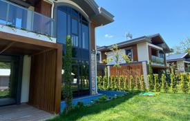 Villas Sapanca Offrant un Style de Vie Luxueux à Unluce. $559,000