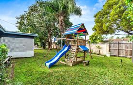 Maison en ville – Tamarac, Broward, Floride,  Etats-Unis. $520,000