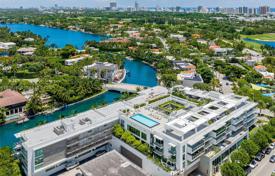 Copropriété – Miami Beach, Floride, Etats-Unis. $4,250,000