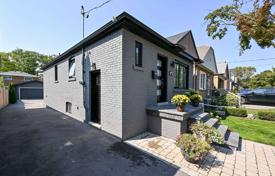 Maison en ville – Etobicoke, Toronto, Ontario,  Canada. C$1,677,000