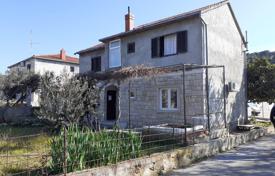 Maison en ville – Nerežišća, Comté de Split-Dalmatie, Croatie. 315,000 €