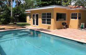 Villa – Key Biscayne, Floride, Etats-Unis. $1,395,000