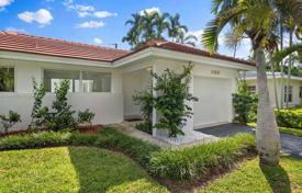 Maison en ville – Coral Gables, Floride, Etats-Unis. $1,395,000