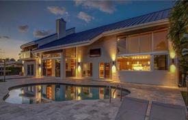 Villa – Fort Lauderdale, Floride, Etats-Unis. $2,695,000