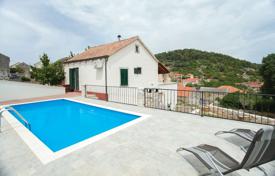 Maison en ville – Blato, Dubrovnik Neretva County, Croatie. 250,000 €