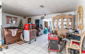 Maison en ville – Miami Gardens, Miami, Floride,  Etats-Unis. $670,000