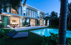 4 pièces appartement dans un nouvel immeuble 377 m² à Miami Beach, Etats-Unis. $5,000 par semaine