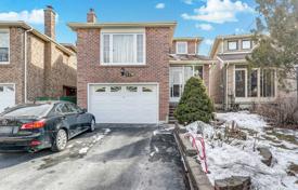 4 pièces maison en ville à Scarborough, Canada. C$1,036,000