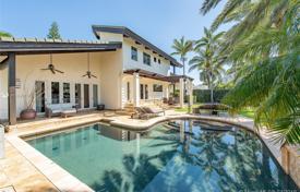 Villa – Hallandale Beach, Floride, Etats-Unis. 2,248,000 €