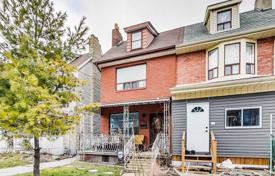 4 pièces maison mitoyenne à Old Toronto, Canada. C$1,614,000