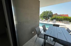 4 pièces appartement dans un nouvel immeuble 100 m² à Porec, Croatie. 390,000 €