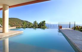 Villa – Théoule-sur-Mer, Côte d'Azur, France. 2,700 € par semaine