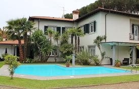 Villa – Forte dei Marmi, Toscane, Italie. 7,900 € par semaine
