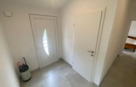 3 pièces appartement dans un nouvel immeuble 91 m² à Saršoni, Croatie. 209,000 €