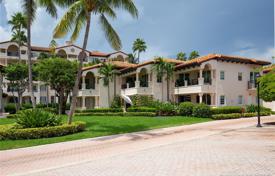 Appartement – Fisher Island Drive, Miami Beach, Floride,  Etats-Unis. $1,895,000