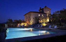 Villa – San Donato In Collina, Toscane, Italie. 9,000 € par semaine