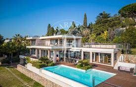 6 pièces villa à Cannes, France. 11,400 € par semaine