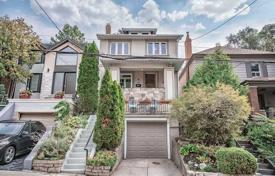 4 pièces maison en ville à Old Toronto, Canada. C$1,824,000