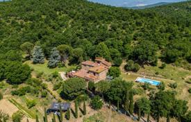 4 pièces villa 600 m² à Sinalunga, Italie. 1,300,000 €