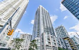 3 pièces appartement à Yonge Street, Canada. C$863,000