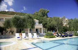 Villa – Corfou, Péloponnèse, Grèce. 9,200 € par semaine