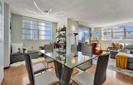 2 pièces appartement en copropriété 126 m² à Hallandale Beach, Etats-Unis. $468,000