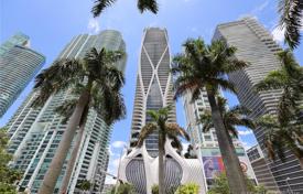 Bâtiment en construction – Miami, Floride, Etats-Unis. $5,400,000