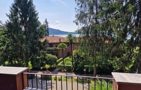 Appartement – Meina, Piémont, Italie. 420,000 €