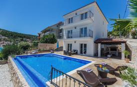 Maison de campagne – Trogir, Comté de Split-Dalmatie, Croatie. 950,000 €