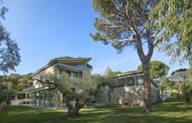 Villa – Saint Tropez, Côte d'Azur, France. 8,948,000 €