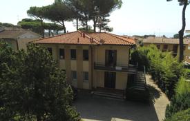 4 pièces appartement 133 m² à Castiglioncello, Italie. 490,000 €