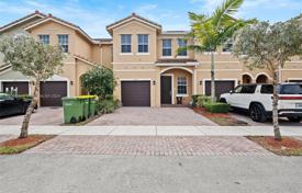 Maison en ville – Homestead, Floride, Etats-Unis. $420,000