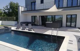 Villa – Porec, Comté d'Istrie, Croatie. 820,000 €