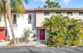Maison en ville – Deerfield Beach, Broward, Floride,  Etats-Unis. $359,000