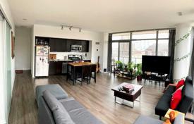 Appartement – The Queensway, Toronto, Ontario,  Canada. C$1,021,000