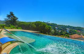 7 pièces villa 270 m² à Lloret de Mar, Espagne. 10,200 € par semaine