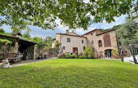 Villa – Serravalle Pistoiese, Toscane, Italie. 530,000 €