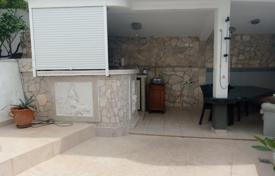 4 pièces maison de campagne 150 m² à Krimovica, Monténégro. 295,000 €