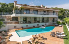 Villa – Villefranche-sur-Mer, Côte d'Azur, France. Price on request